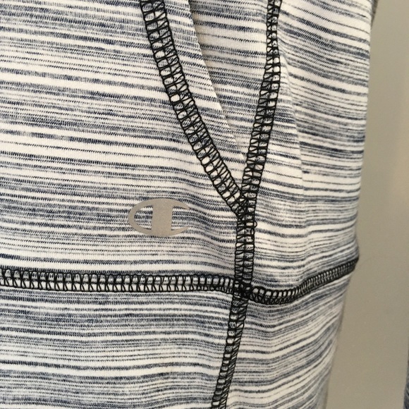 Champion Lightweight Hoodie - Picture 4 of 6